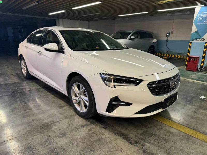 台州21年别克君威2