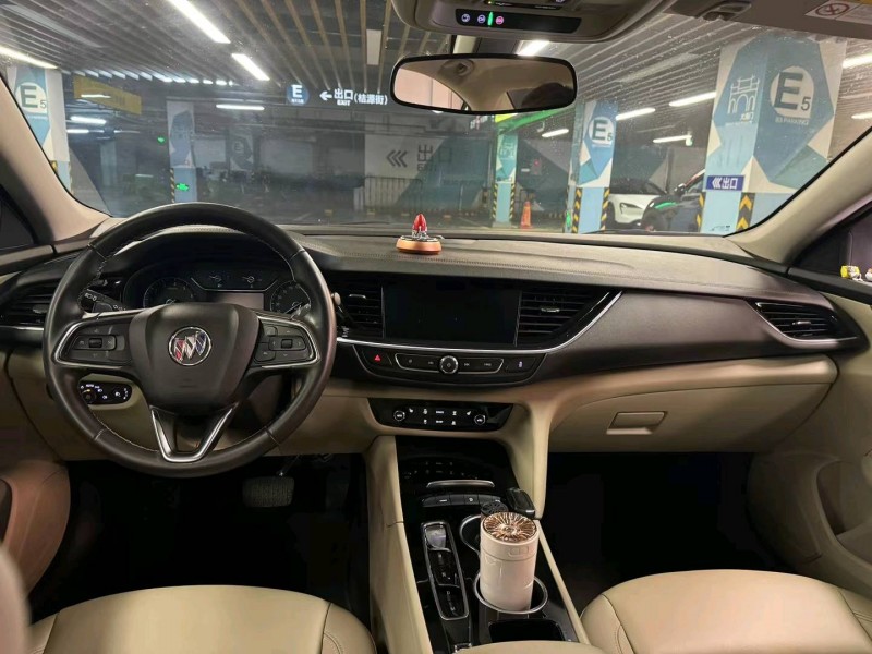 台州21年别克君威7