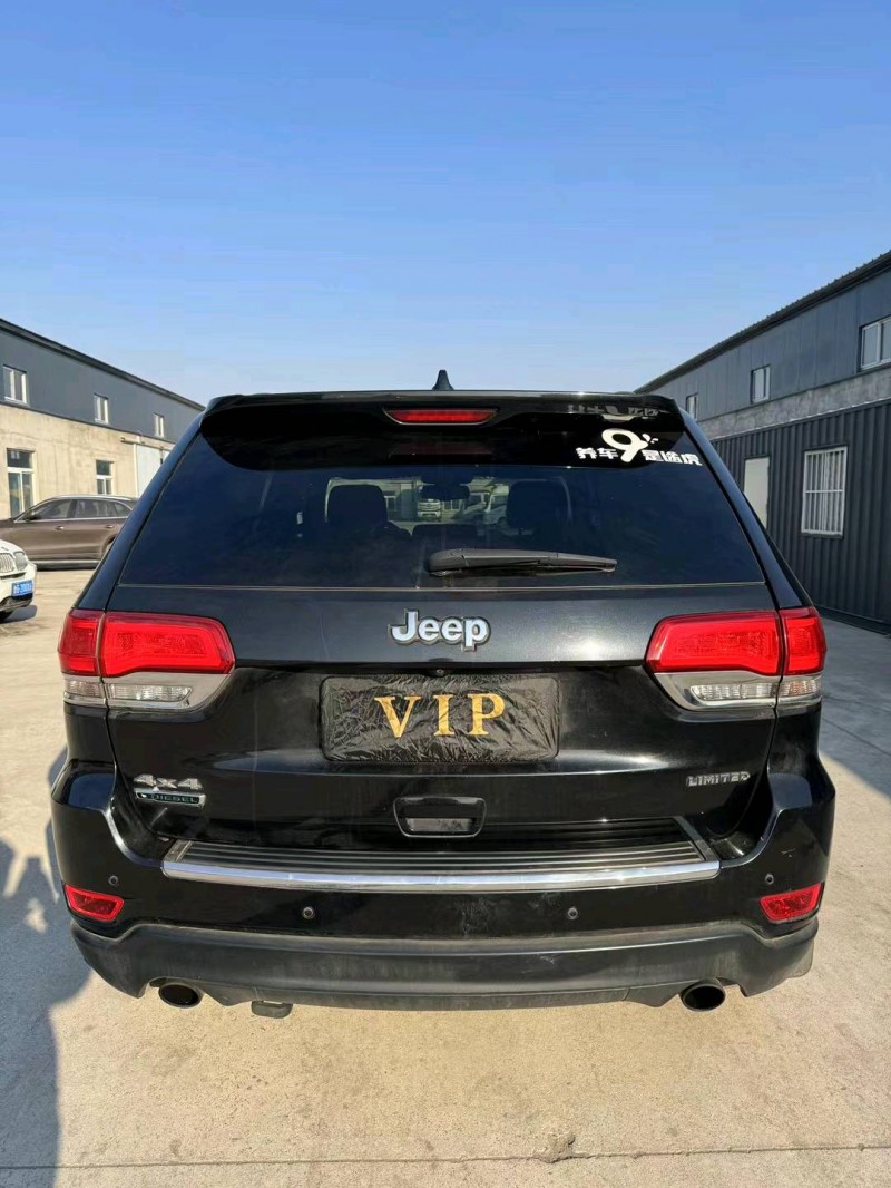 沈陽16年Jeep大切諾基9