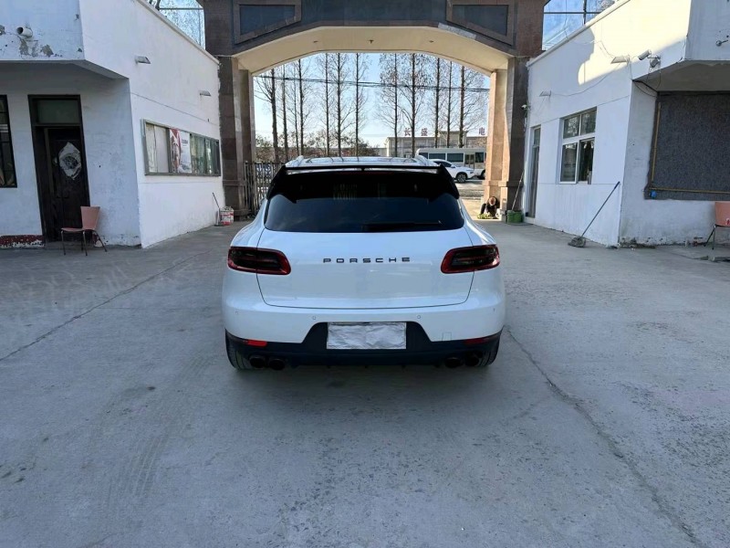 徐州17年保时捷Macan9