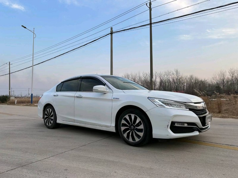 徐州17年本田雅阁2