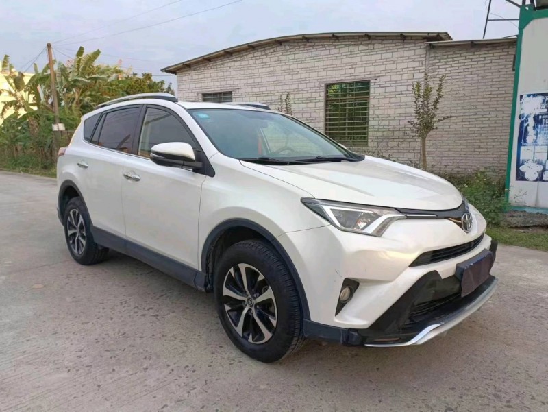 茂名18年豐田RAV4榮放2