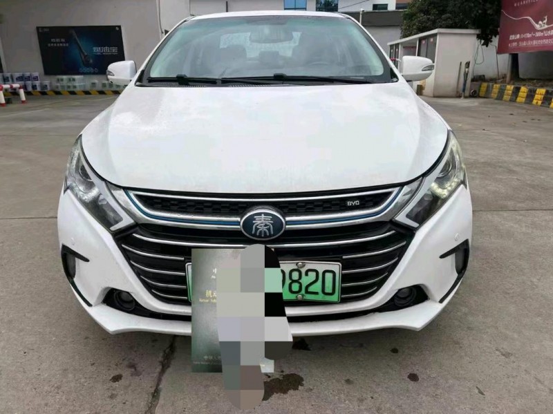 九江18年比亞迪秦1