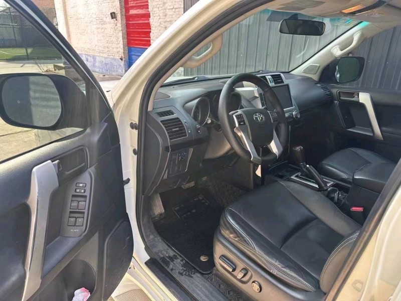 邯郸15年丰田普拉多7