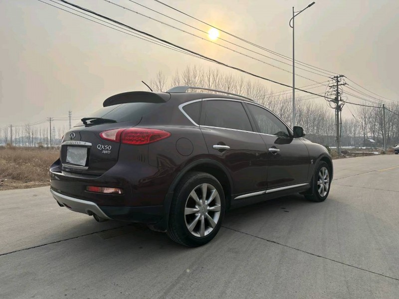 徐州17年英菲尼迪QX508