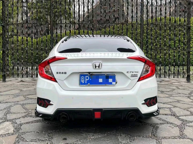 广州18年本田思域9