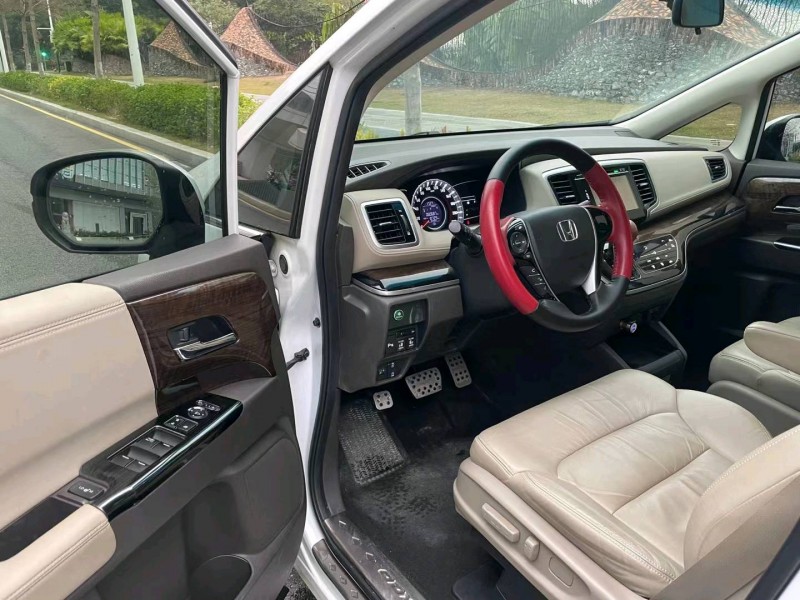 深圳18年本田奥德赛4