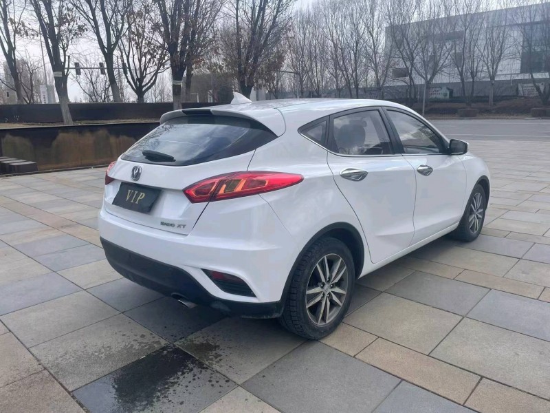 沈陽15年長安汽車逸動7