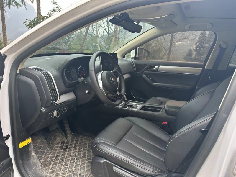 济宁19年比亚迪唐5