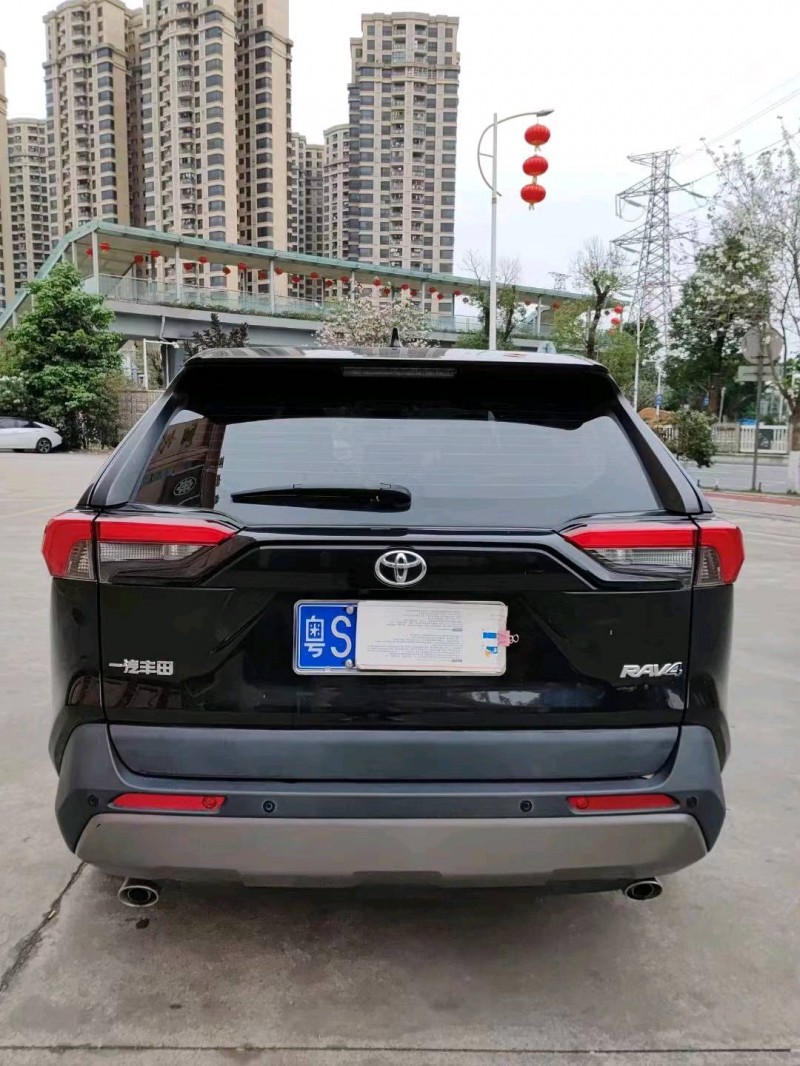 珠海21年丰田RAV46