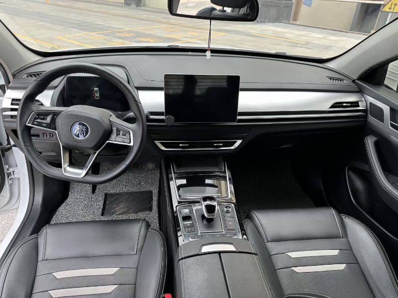 珠海19年比亚迪秦7