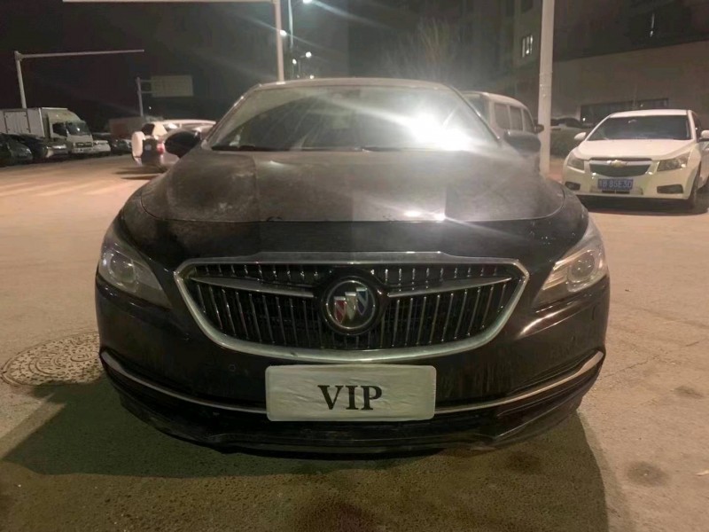 枣庄17年别克君越1