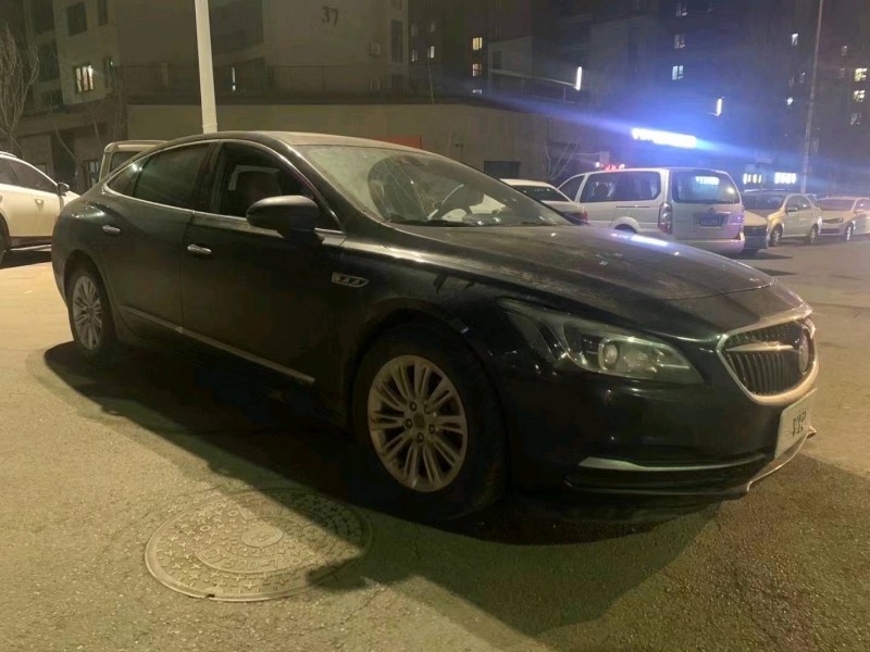 枣庄17年别克君越2