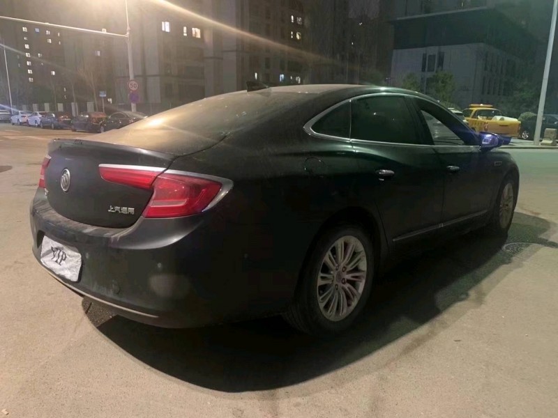 枣庄17年别克君越3