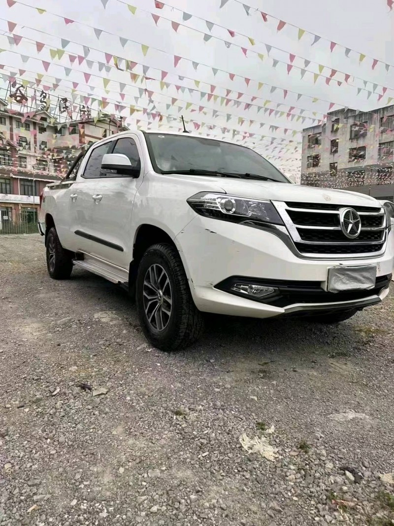 貴陽21年卡車系列大運汽車2
