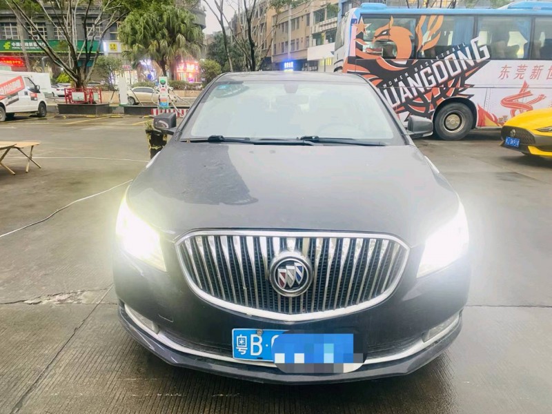 广州13年别克君越1