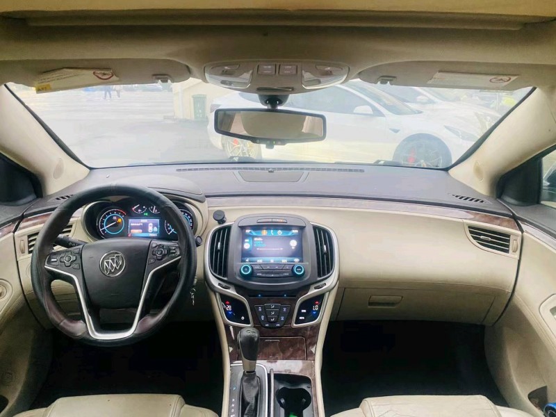 广州13年别克君越6