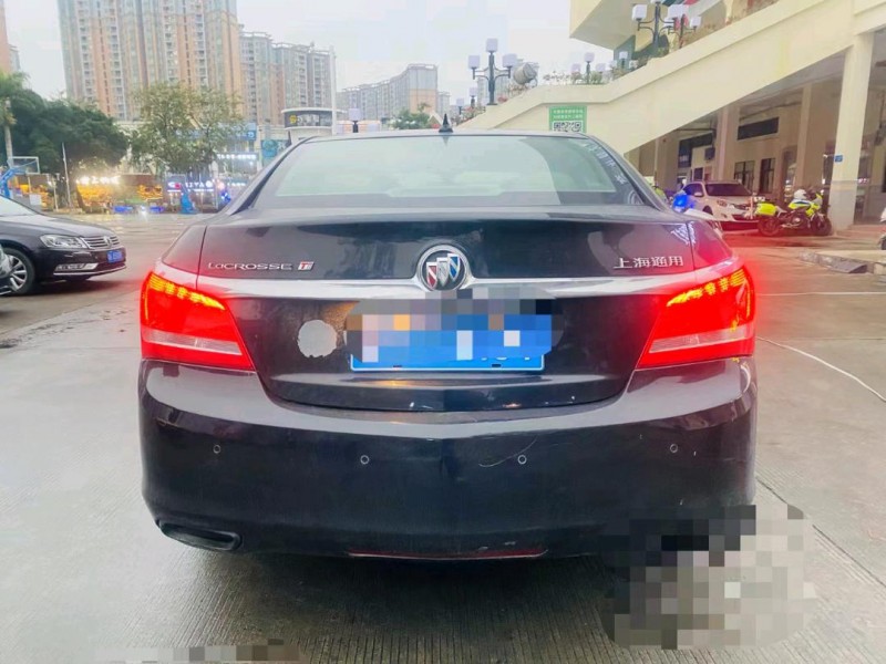 广州13年别克君越9