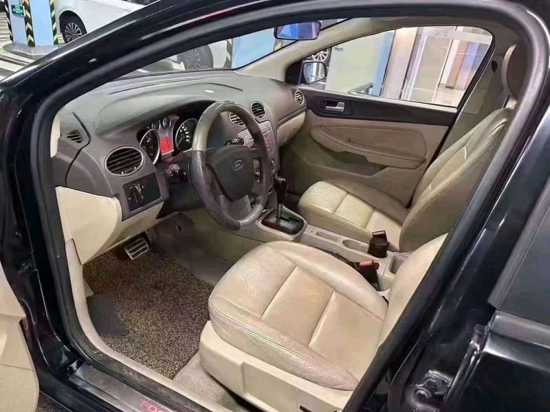 台州12年福特福克斯5