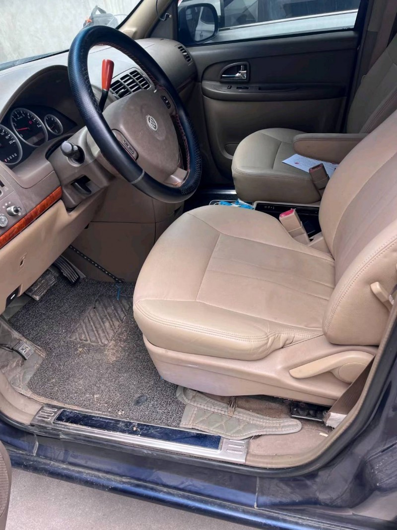 临沂11年别克GL85