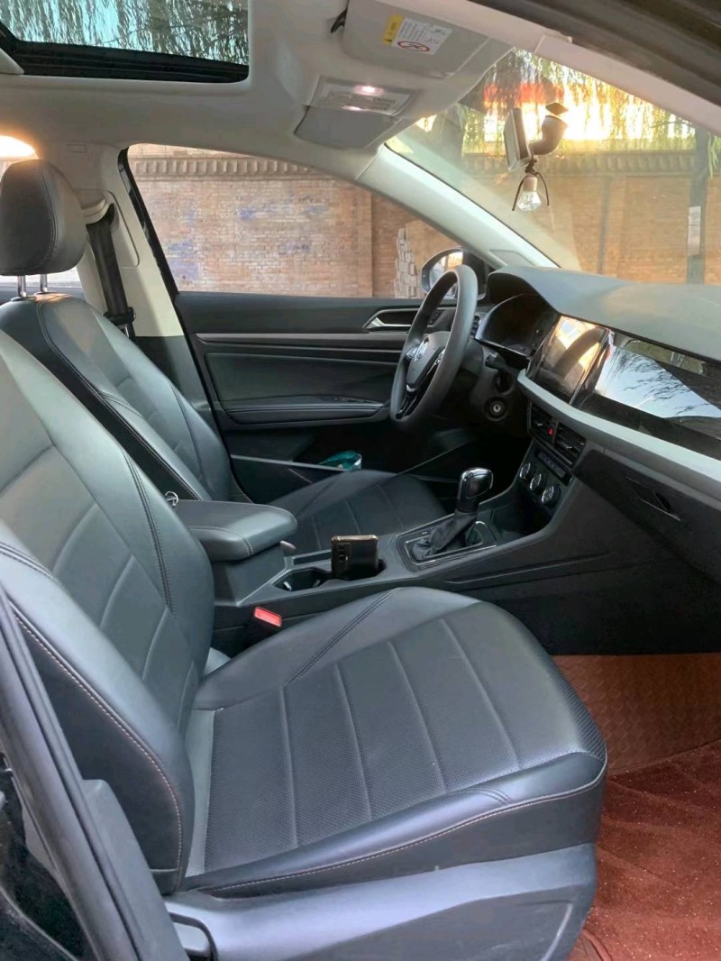 保定20年大众朗逸7