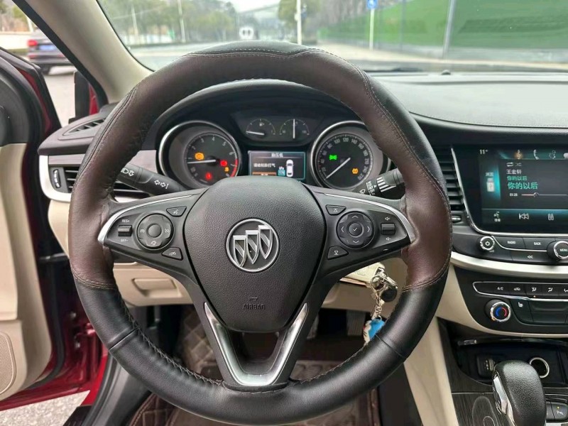 枣庄19年别克威朗6