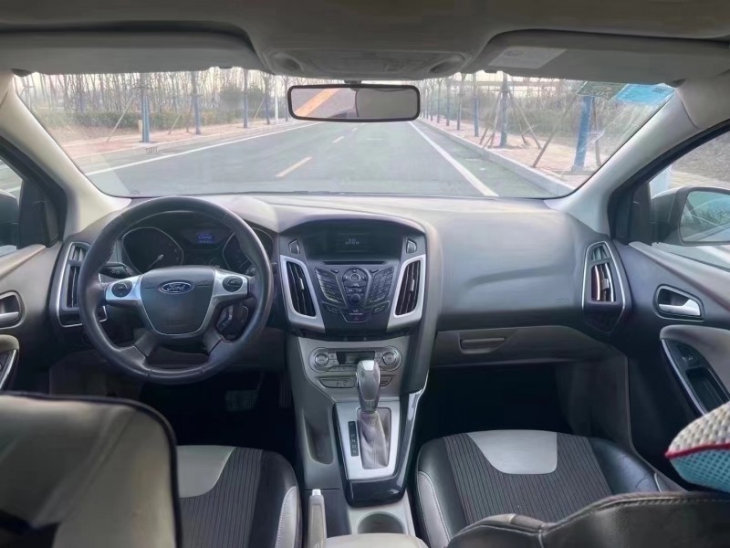 廊坊14年福特福克斯7