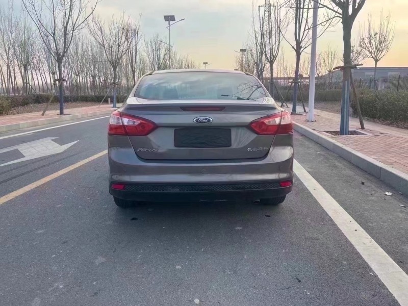 廊坊14年福特福克斯9