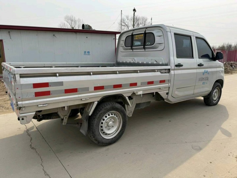 保定22年五菱汽車新卡4