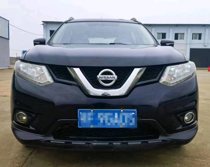 襄陽16年日產奇駿1