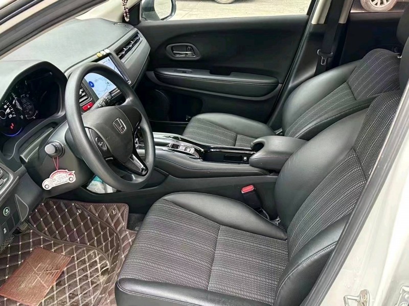 珠海19年本田缤智6