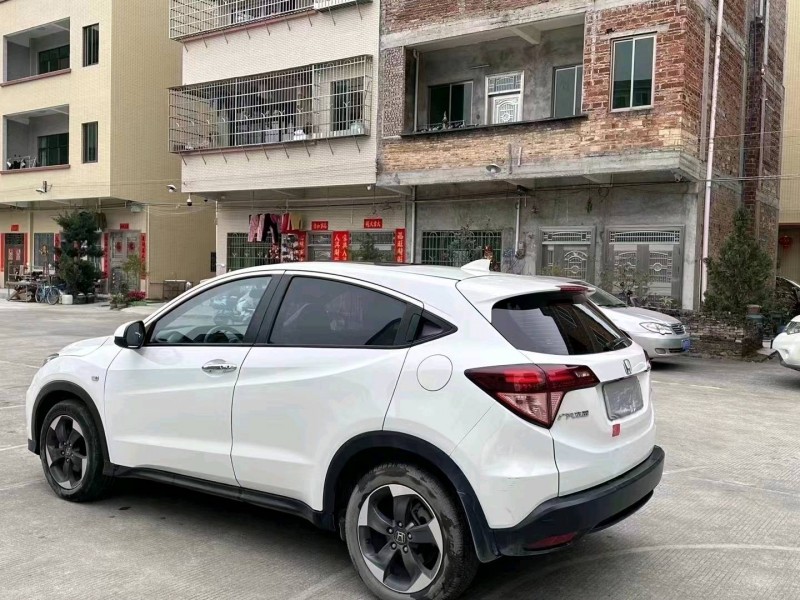 珠海19年本田缤智9