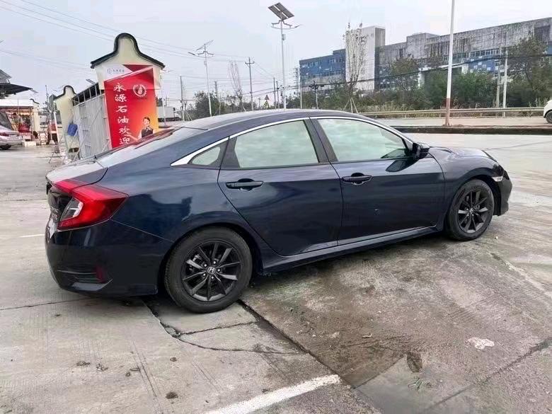 汕头21年本田思域4