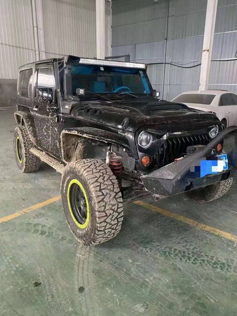 东营09年Jeep牧马人4