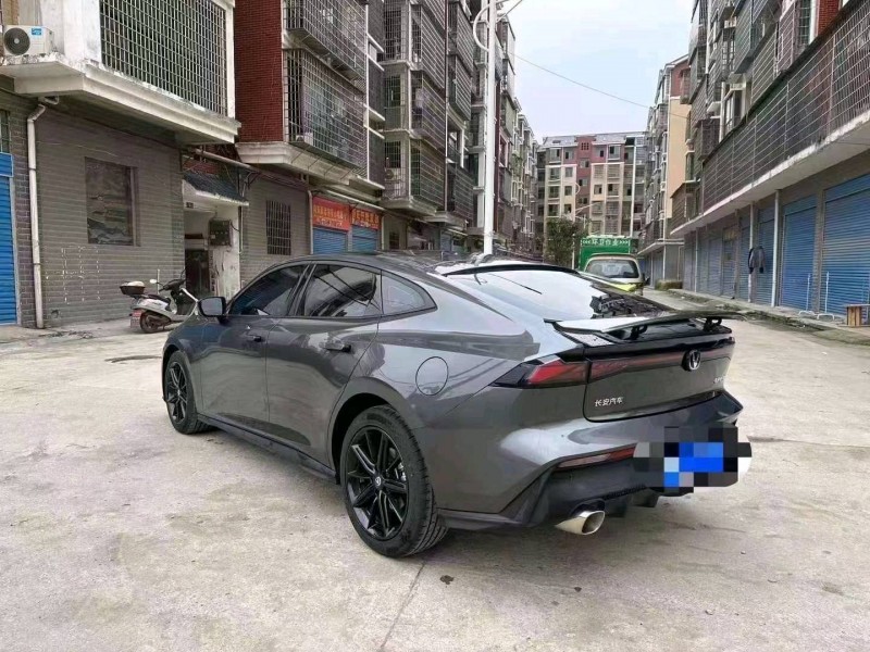 汕头23年长安汽车UNI-V4