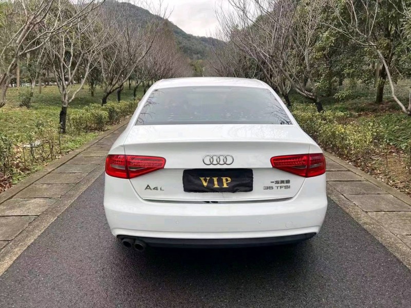 嘉興14年奧迪A4L5