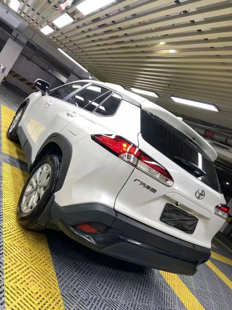 成都22年丰田锋兰达4