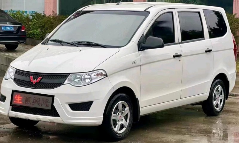 棗莊22年五菱汽車宏光2