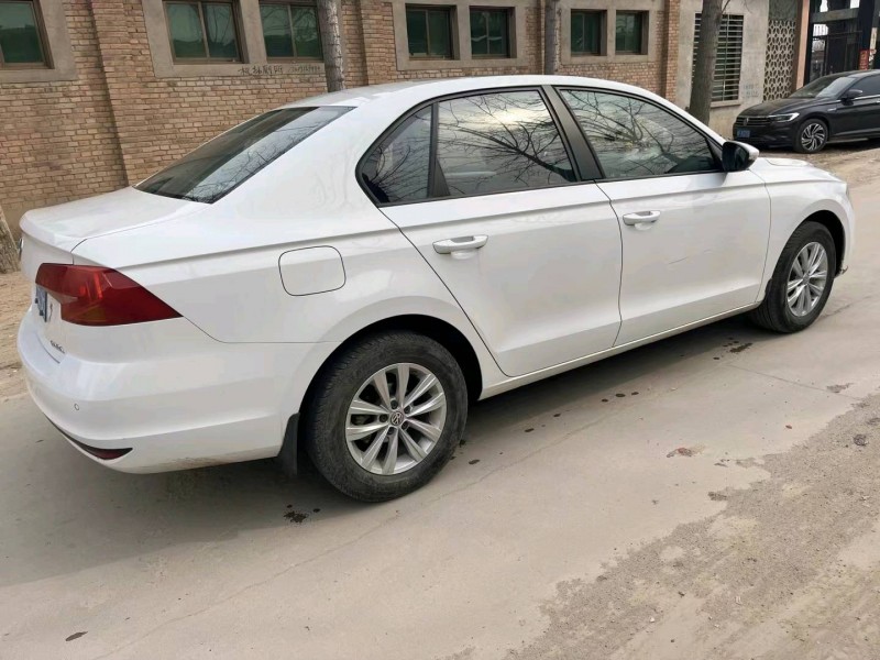 保定17年大众宝来4