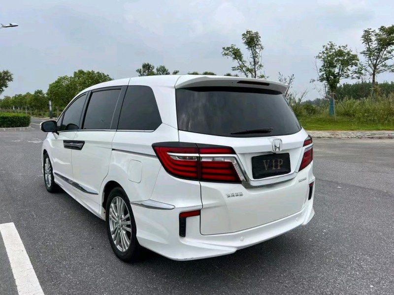 盐城17年本田艾力绅9