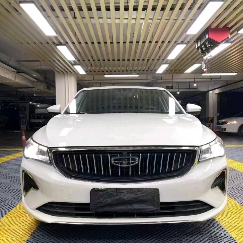 成都22年吉利帝豪1