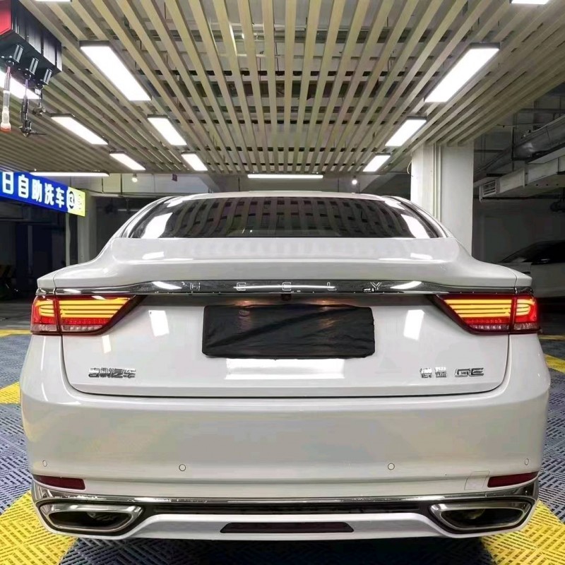 成都20年吉利博瑞4