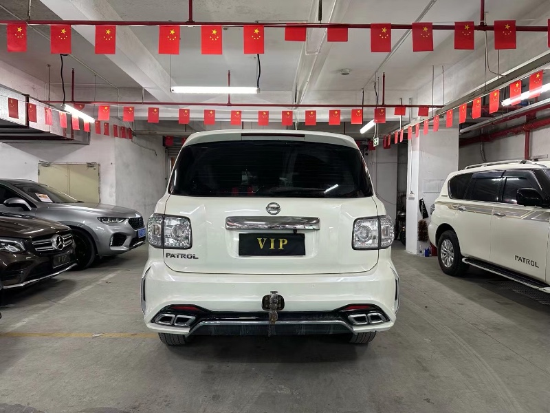 深圳18年日产途乐8