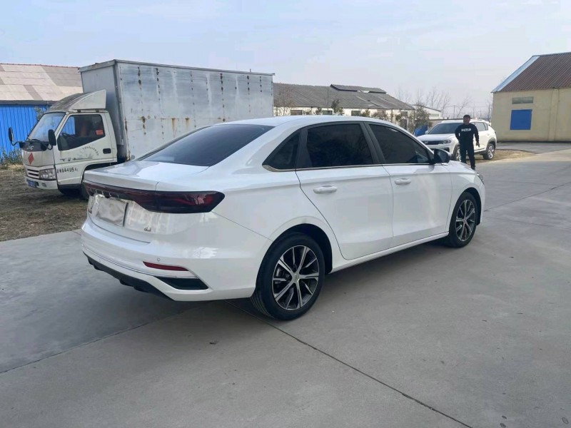 徐州23年吉利帝豪5