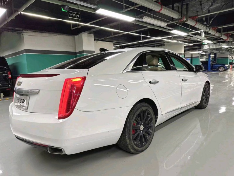 恩施17年凱迪拉克XTS6