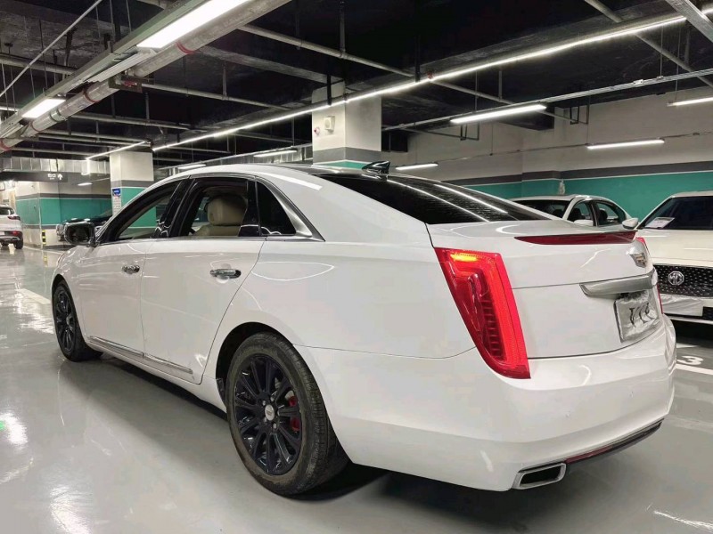 恩施17年凱迪拉克XTS8