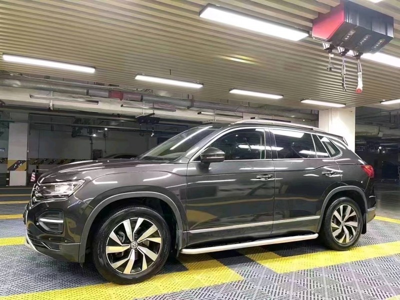 成都20年大众探岳2