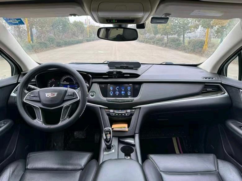 盐城17年凯迪拉克XT57