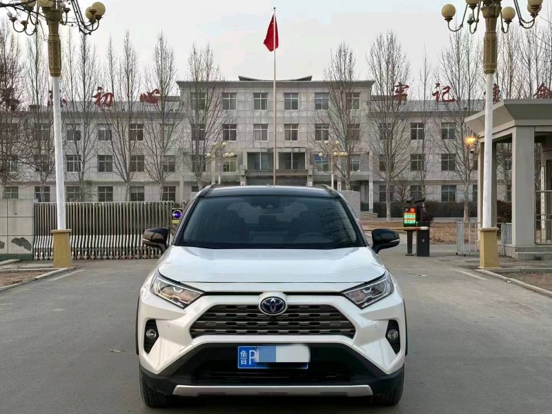淄博21年丰田RAV4荣放1