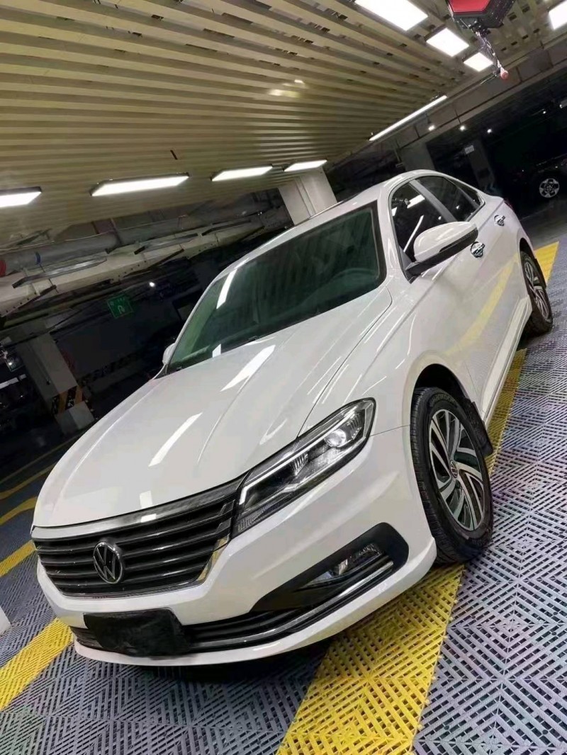 成都22年大众朗逸1